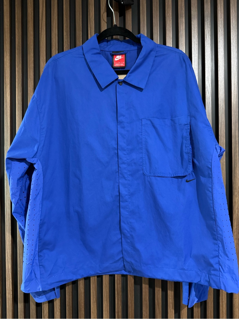 Nike Men’s Royal Blue Lightweight Shirt Jacket